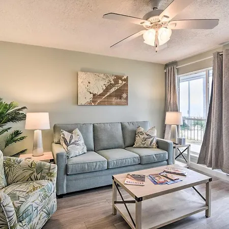 Lovely Galveston Condo With Patio And Gulf Views!
